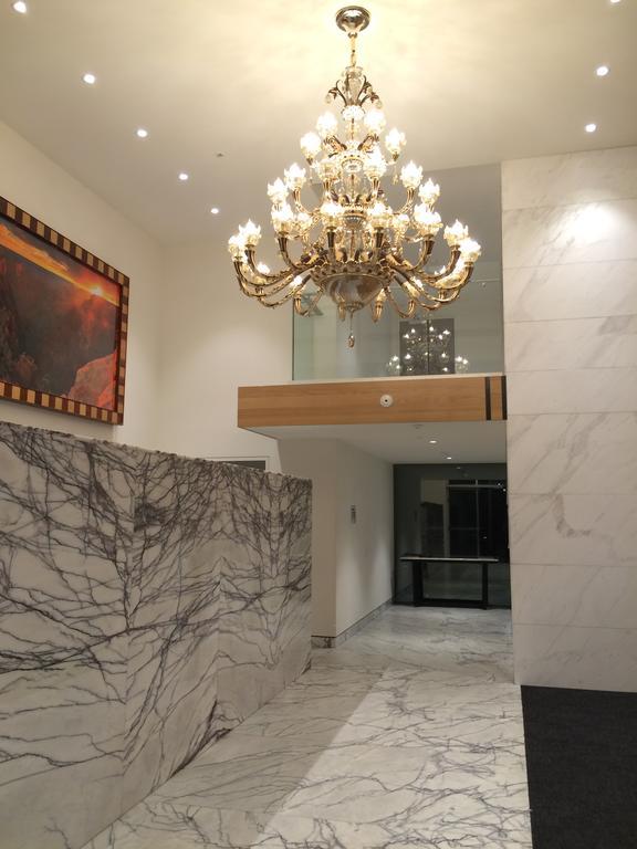 Tasha's On Morphett Apartment *